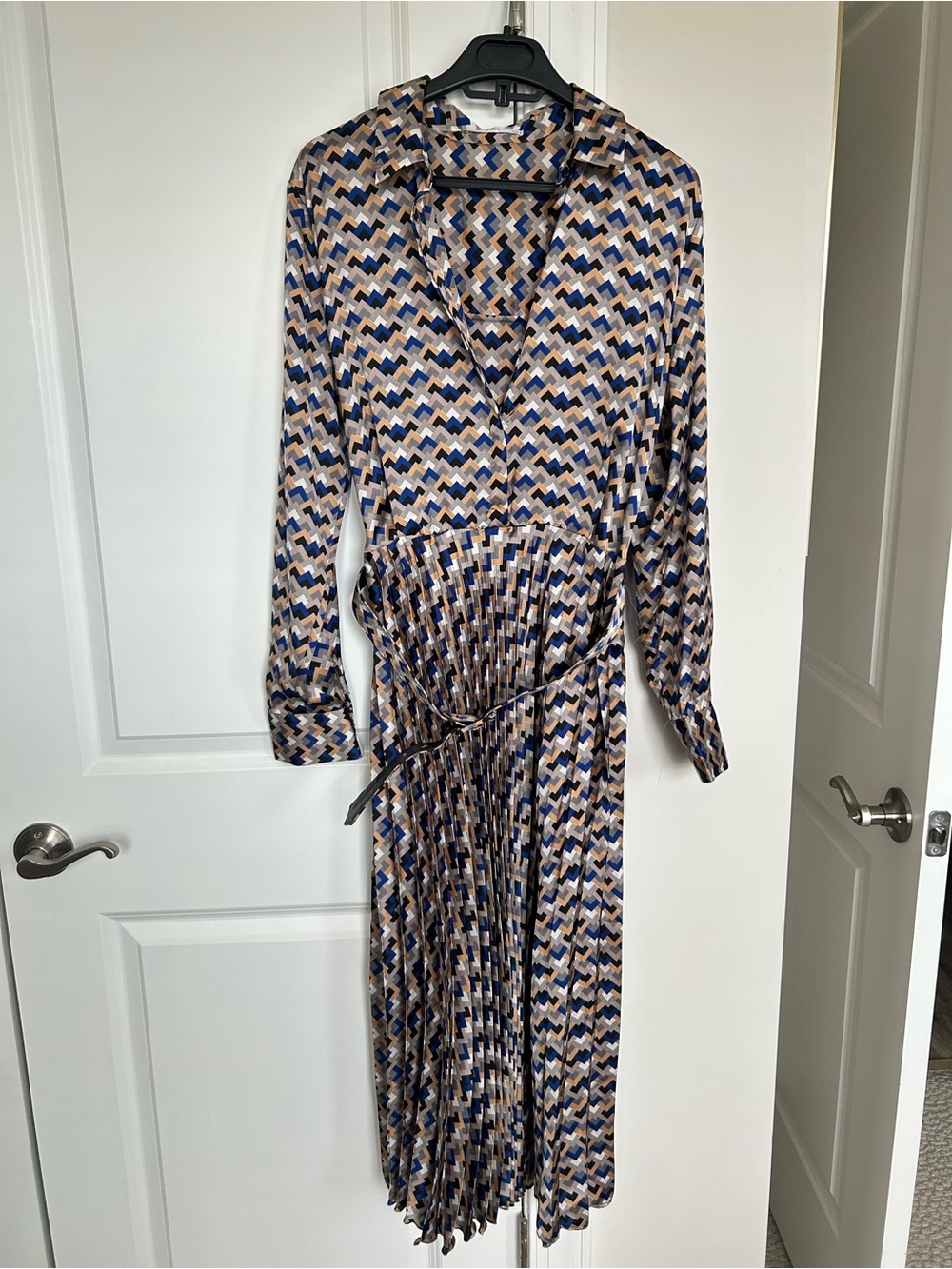 Mango Blue and Tan Geometric Long-Sleeve Pleated Shirt Dress